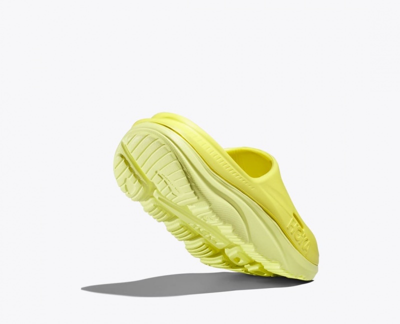 Yellow HOKA Ora Recovery 3 Kids' Slides | 830749RSL